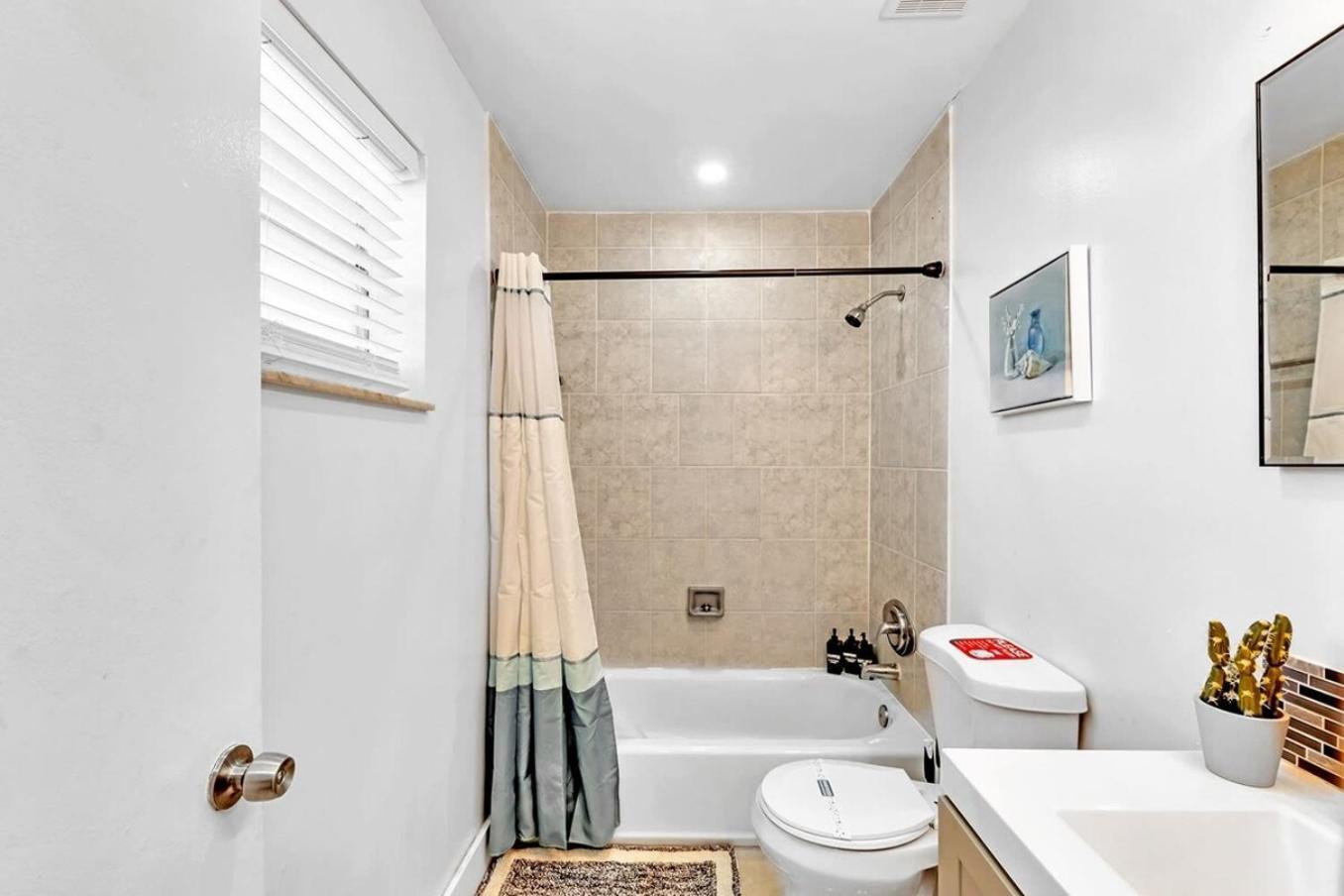 New 2 Bed Studio Close To Beach & Casino Ha04 Hollywood Exterior foto